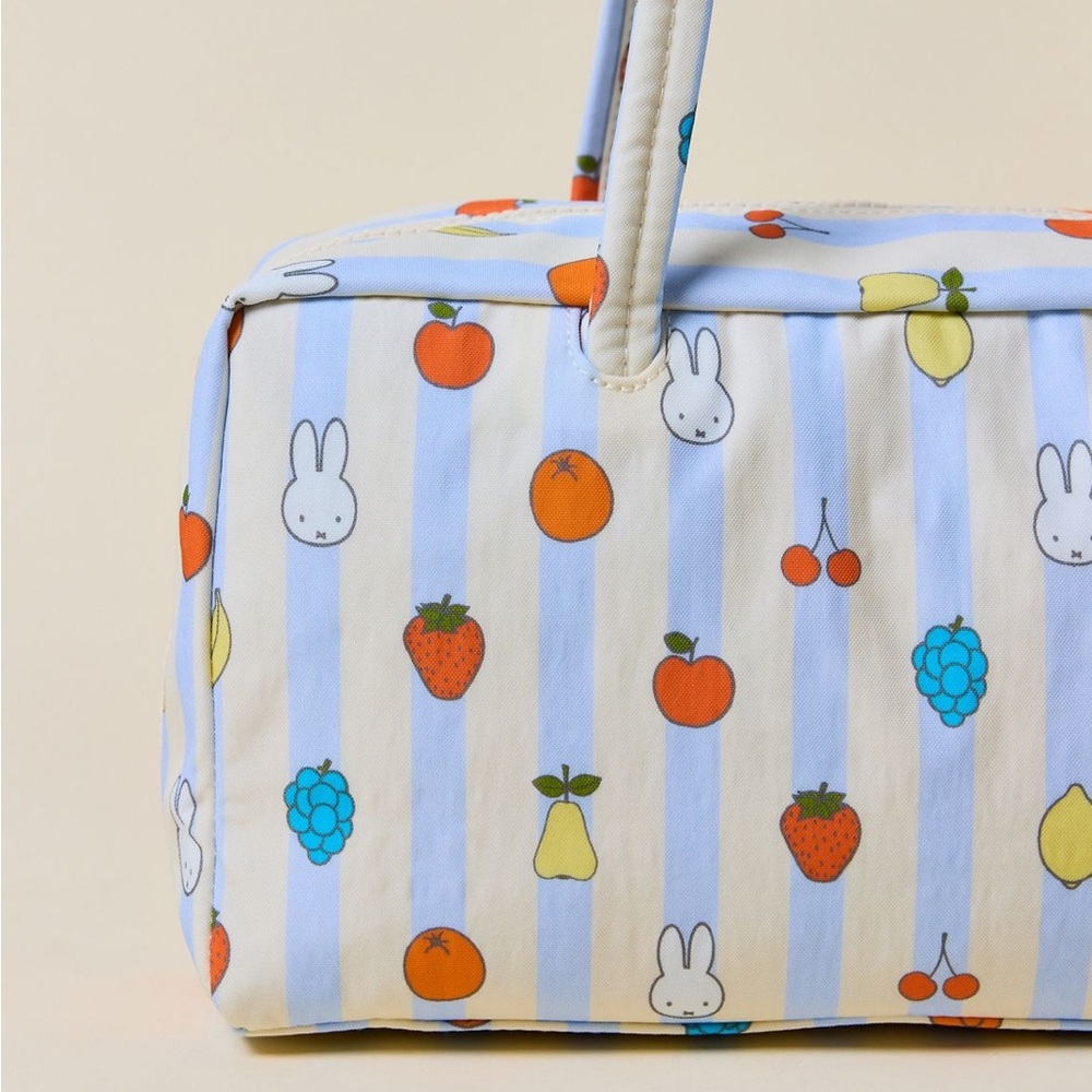 BAGGU Light Blue Stripe Bunny & Fruit Shoulder Bag - Picture 4 of 4